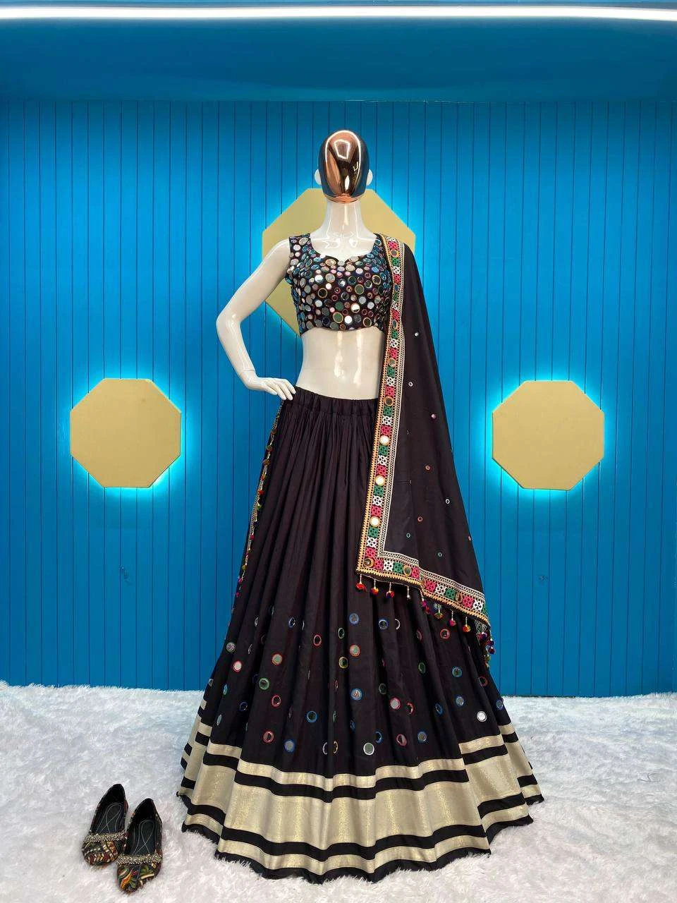 Vardan Ethnic Lg 608 Pure Muslin Wholesale Lehenga Choli — Wholesale Lehenga, MPA wholesale from Surat — view 5
